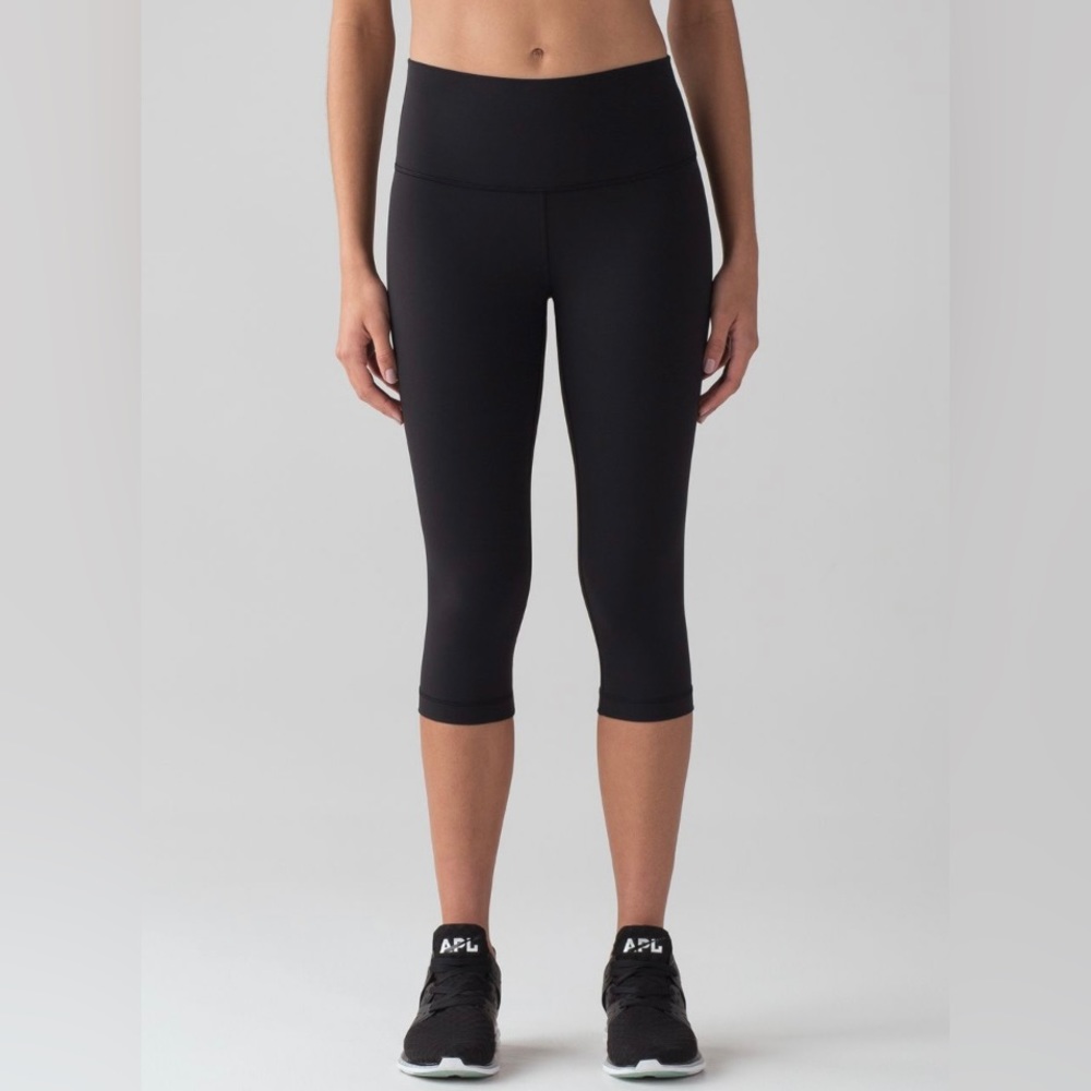 Lululemon Wunder Under Hi-Rise 1/2 Tight 17”